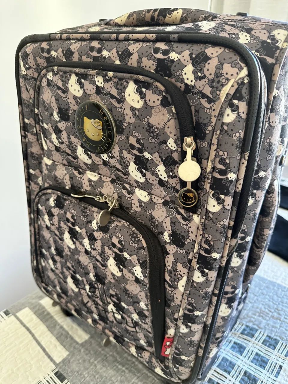 Mala de Viagem da HELLO KITTY