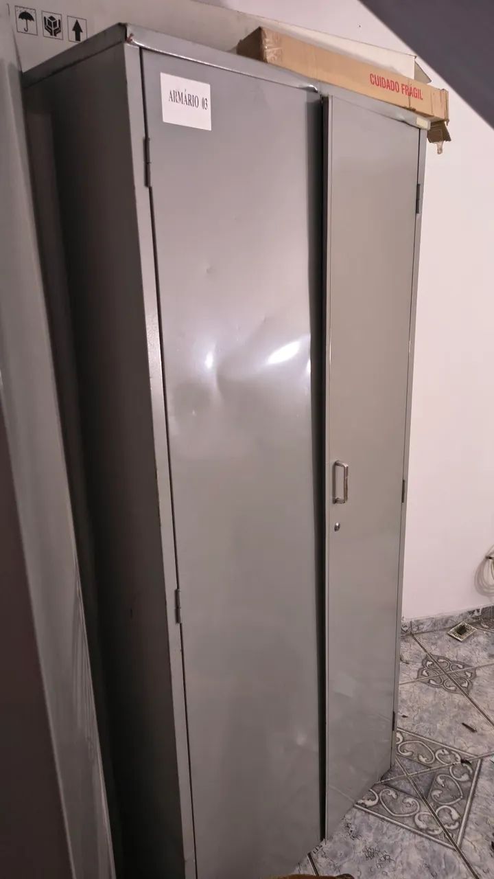 vendo armários de aço para escritório  - Foto 3