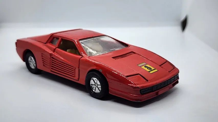 Miniatura Ferrari Testarossa Coleção SS - 1:43
