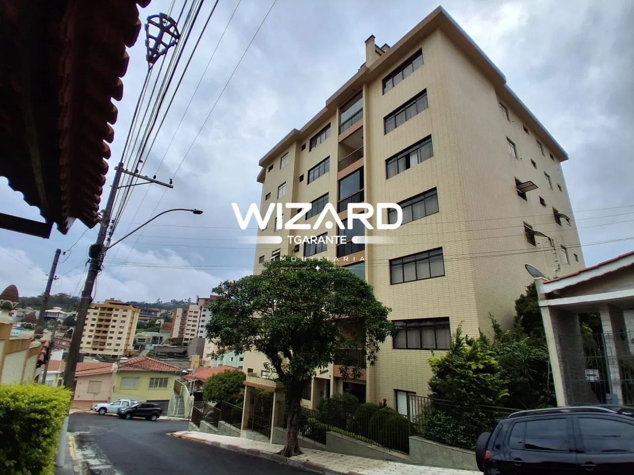 Apartamento para locação no centro de Serra Negra