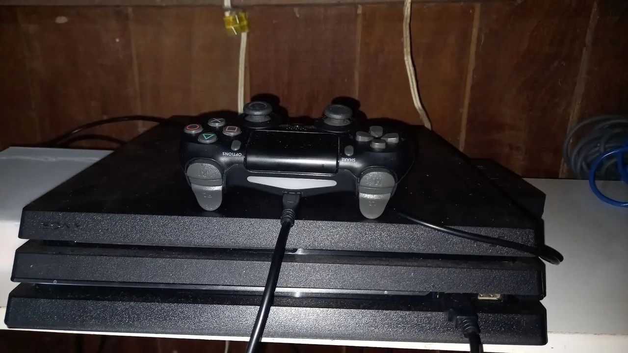 PS4 pro desbloqueado com SSD 1 TB, vários jogos,  - Foto 3