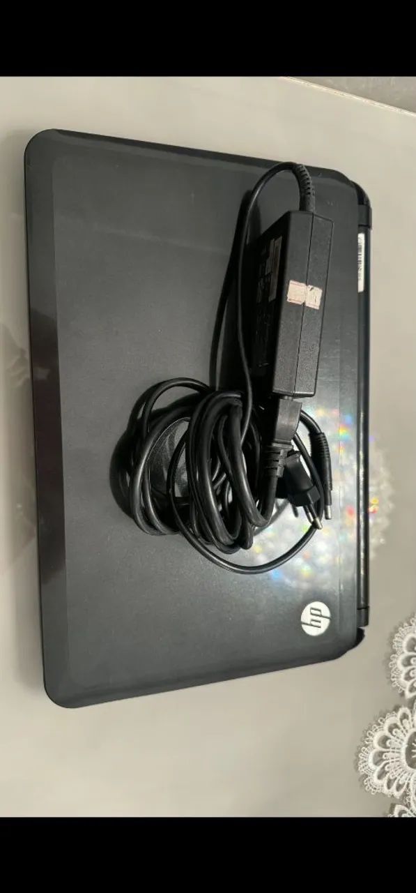 Vendo notebook HP 14, modelo 14-d006br, usado,