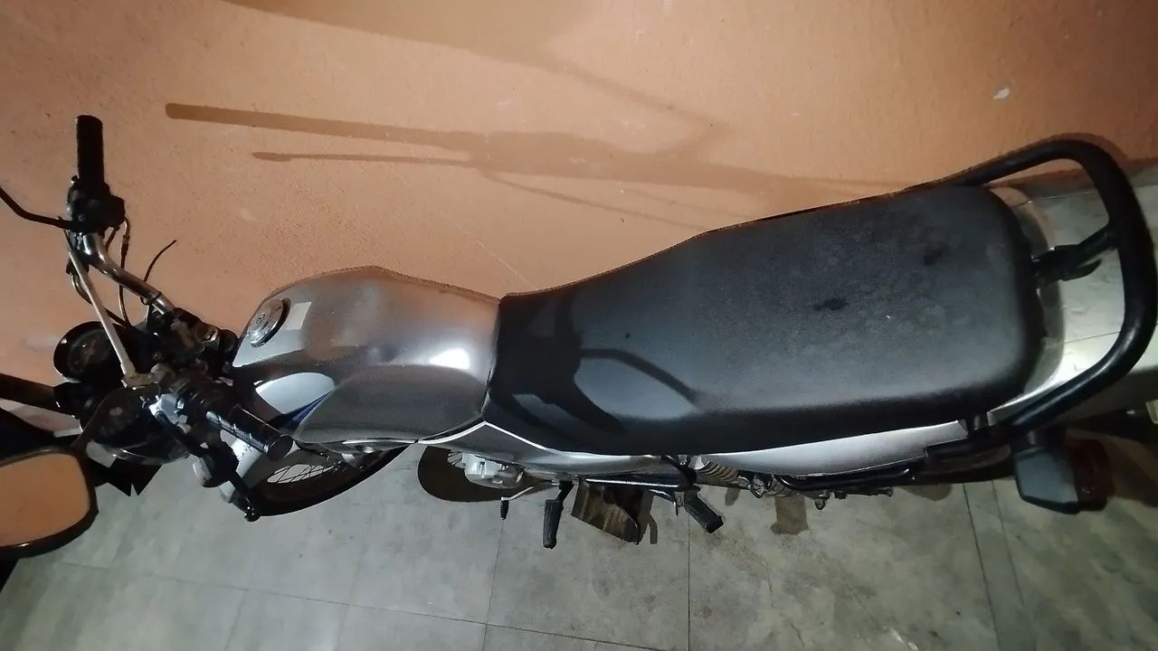 YBR 125 2008 - Foto 2