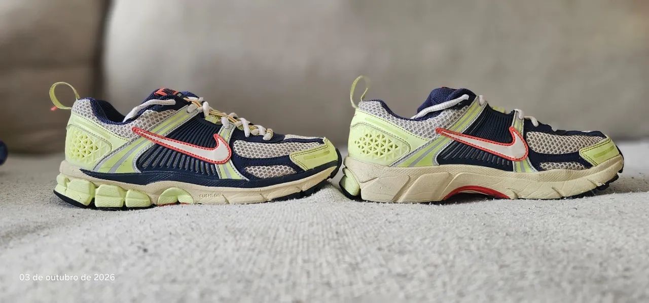 Nike Tênis infantil masculino Zoom Vomero 5  TAM. 35.5 - Foto 3