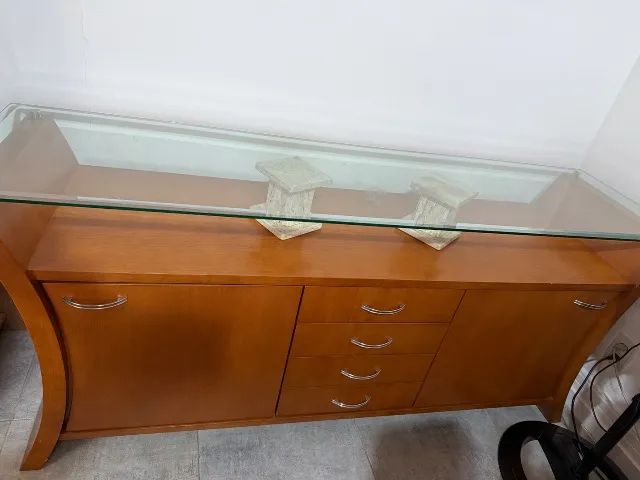 Jogo de Mesa de jantar com aparador - Foto 4