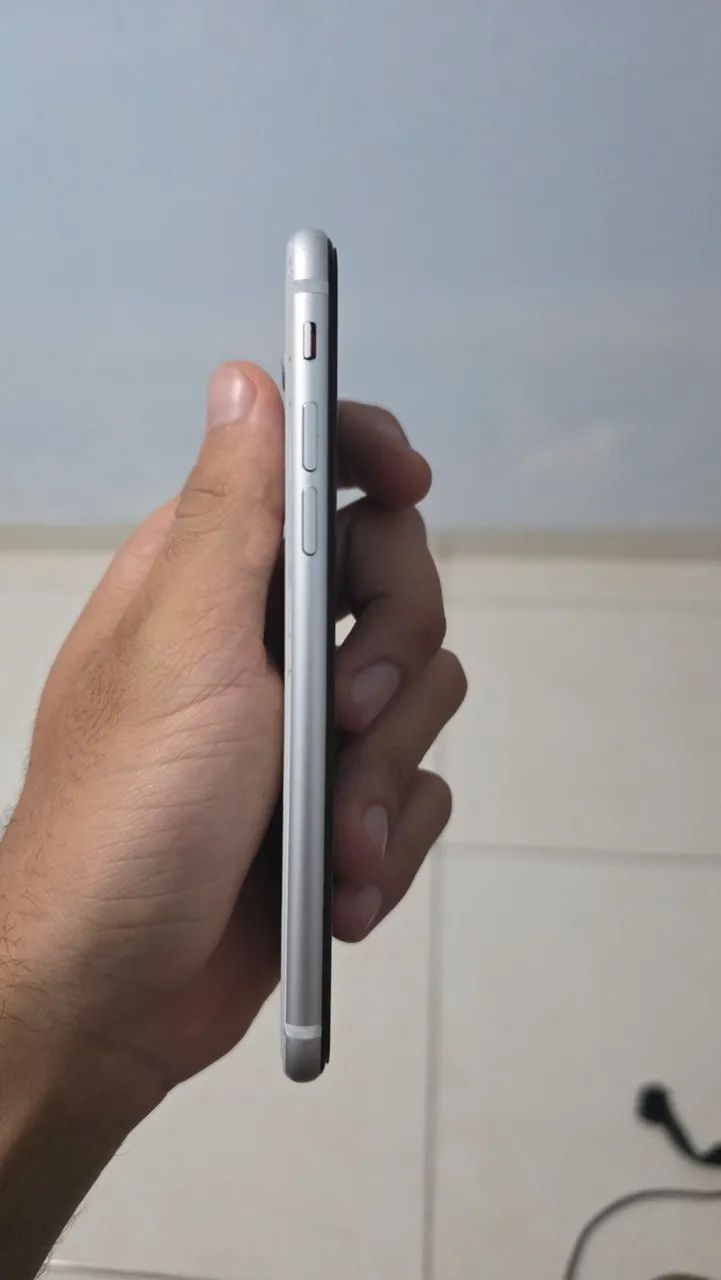 IPhone SE 2020 (2ª geração) - Foto 3