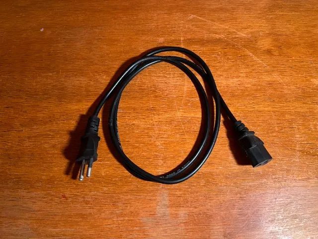 Cabo de Força Tripolar Universal - Power Cord - EM ÓTIMO ESTADO - Foto 2
