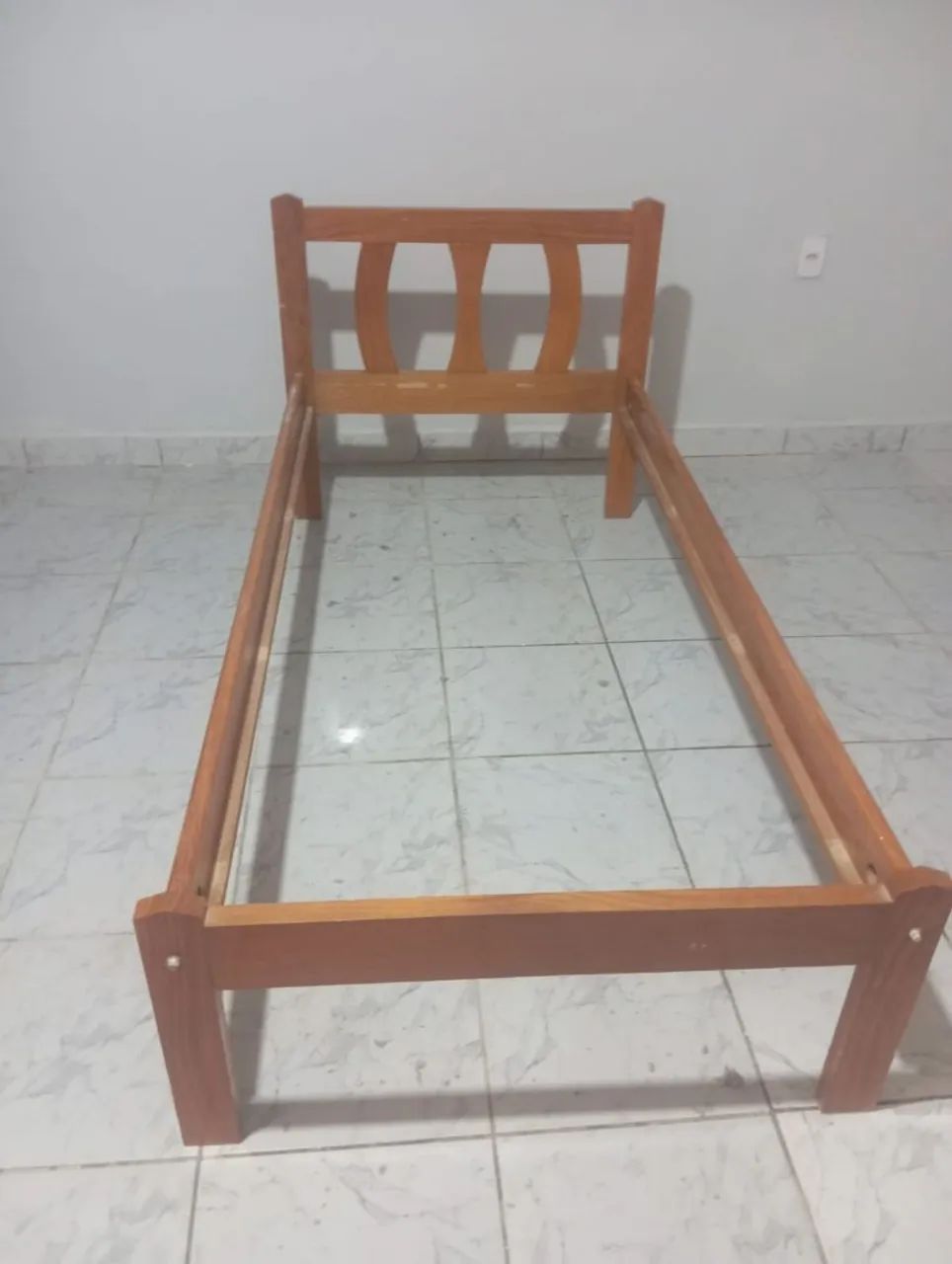 Vendo está cama de solteiro  - Foto 2