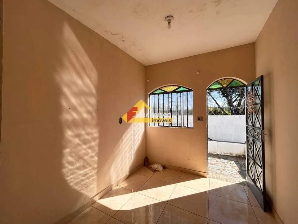 Casa para aluguel, 3 quartos, 1 vaga, Interlagos - Divinópolis/MG