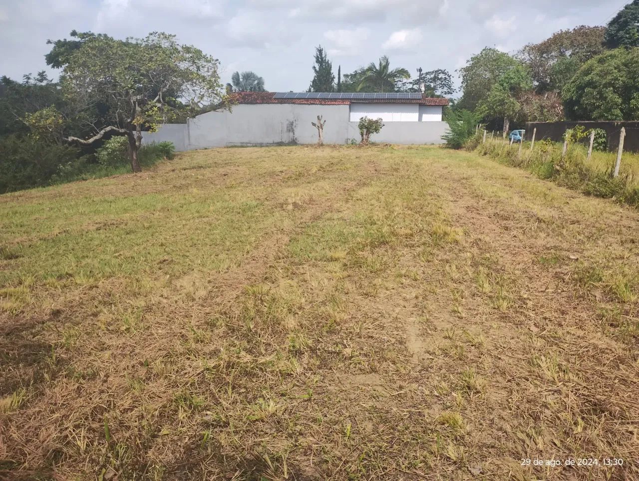 Área excelente em aldeia, nascente e de esquina. - Foto 4