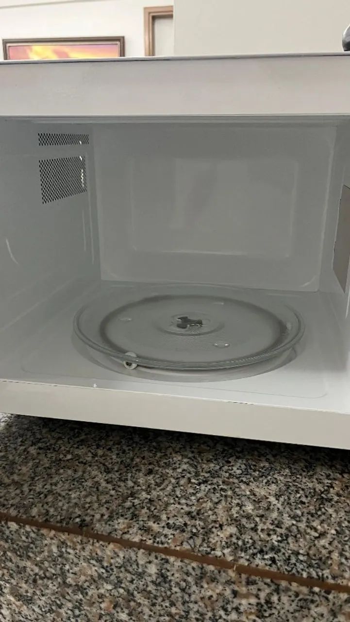 Microondas Electrolux 32 litros novíssimo. Usado poucas vezes.  - Foto 2