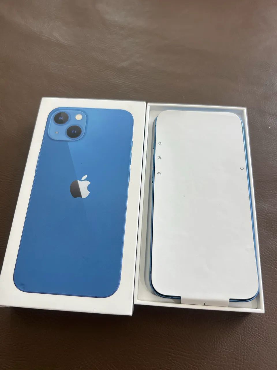 iPhone 13 256