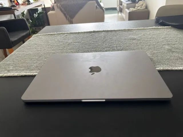 Macbook Air 2023 15 polegadas Chip M2 8gb ram e 256gb de