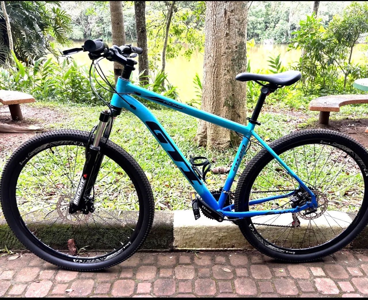 Bike semi Nova