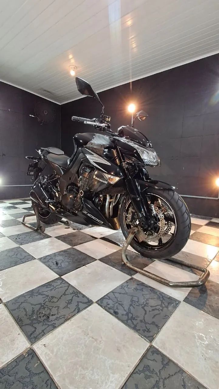 Kawasaki Z1000