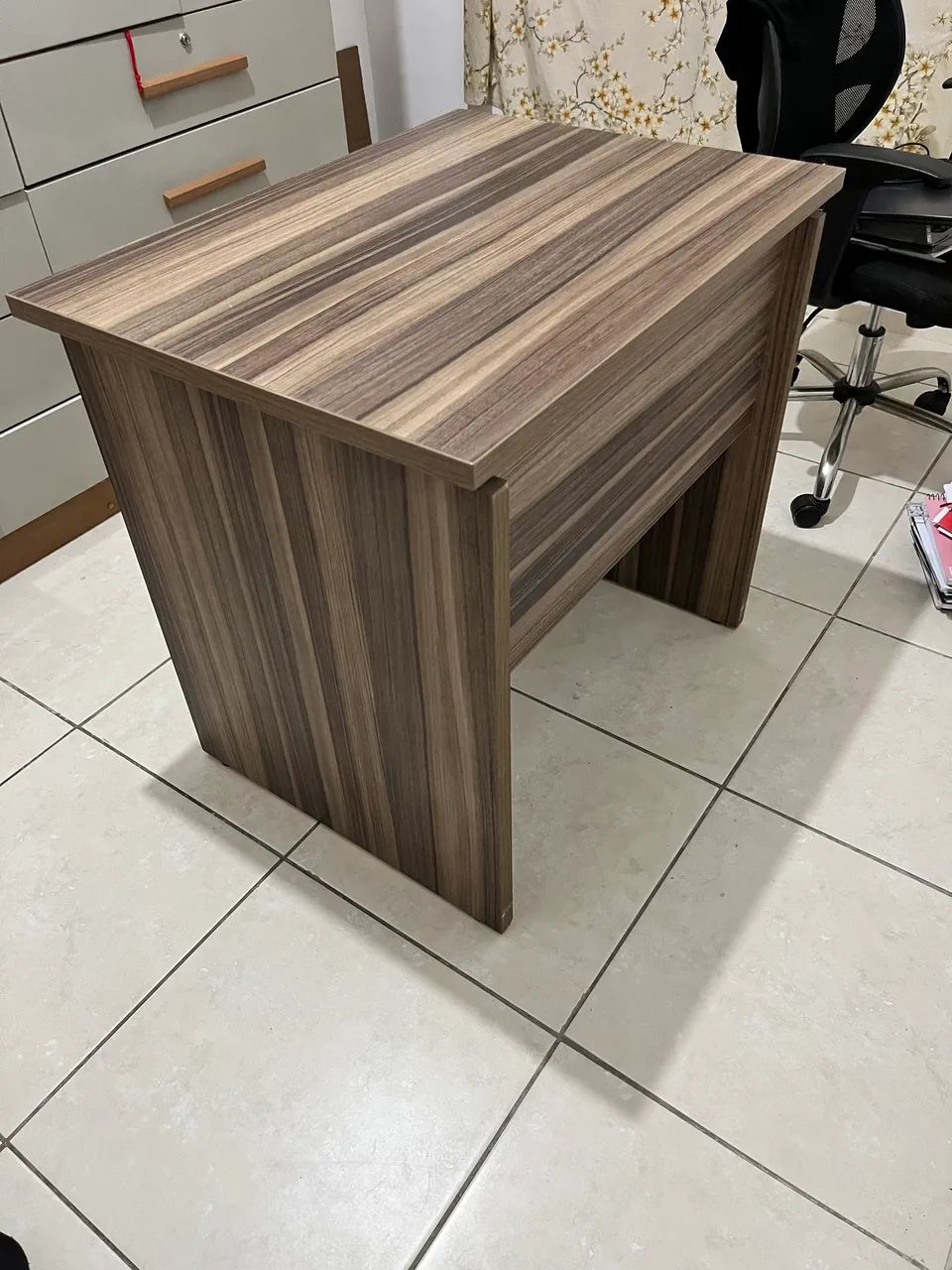 Mesa de escritório/estudo  - Foto 2