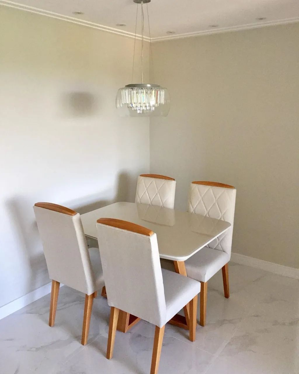 Dining Table65568131841410120