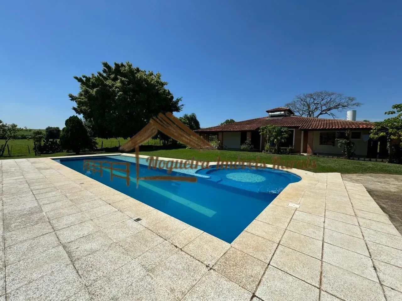 Chácara com 90.000 m², excelente lazer, casa com 4 dormitórios, área de lazer completa - Foto 3
