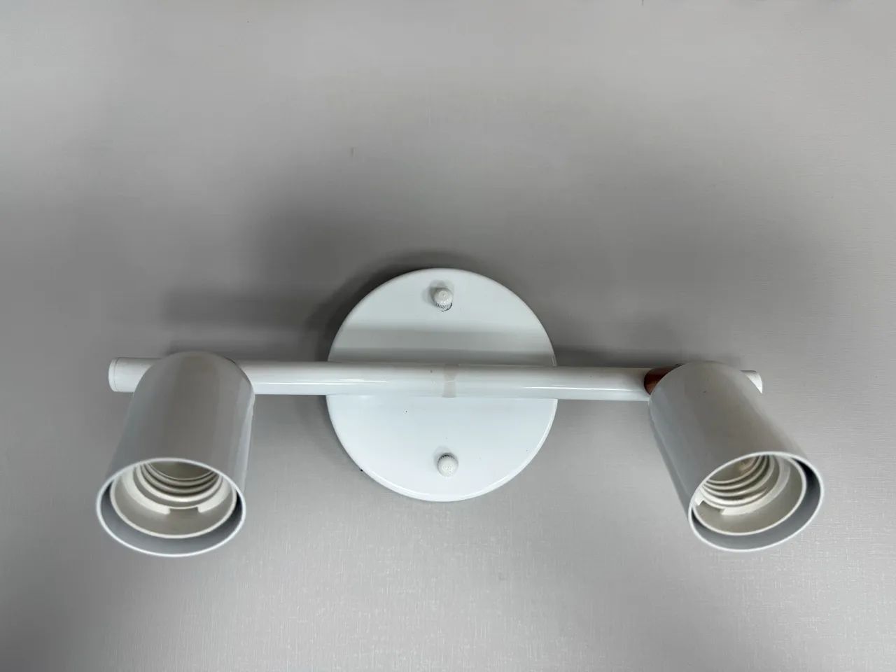 2 Luminárias De Teto e de Parede