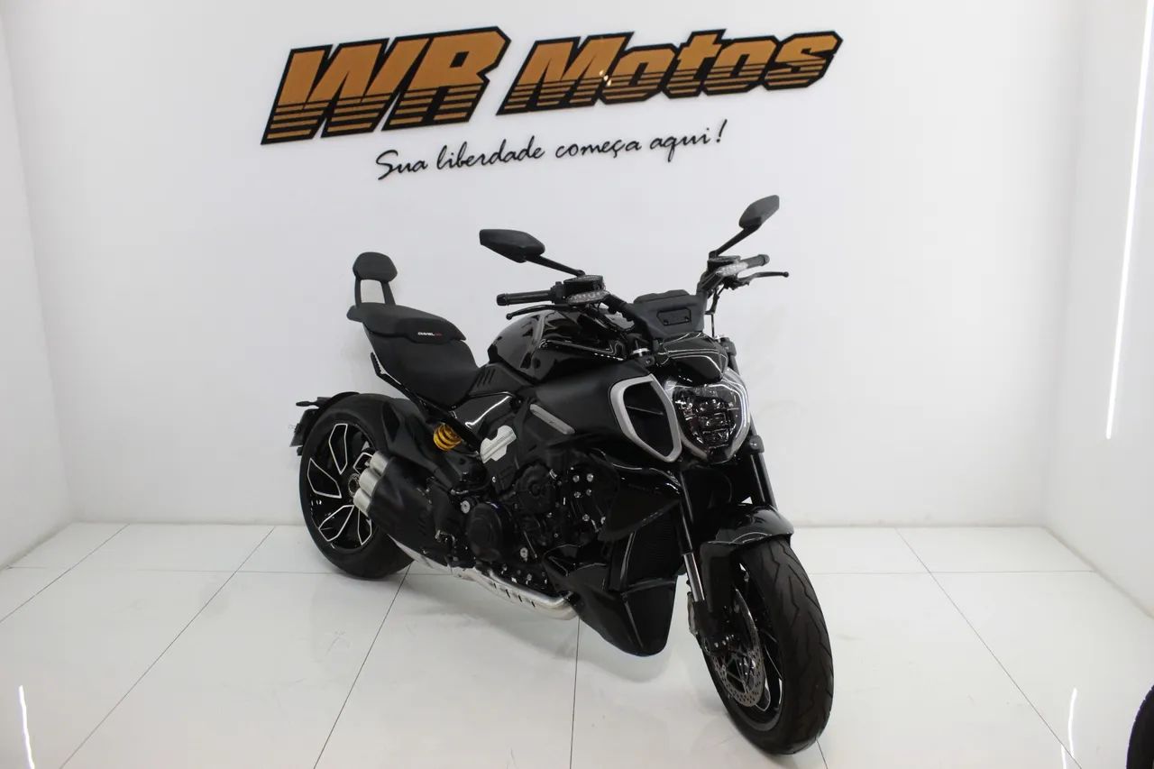 DUCATI DIAVEL V4 - Foto 2