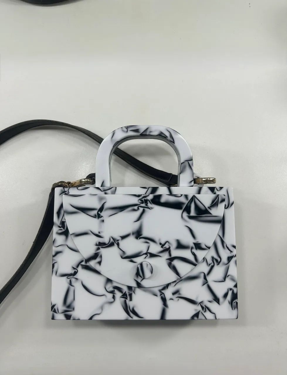 Bolsa Estilé preta e branca 