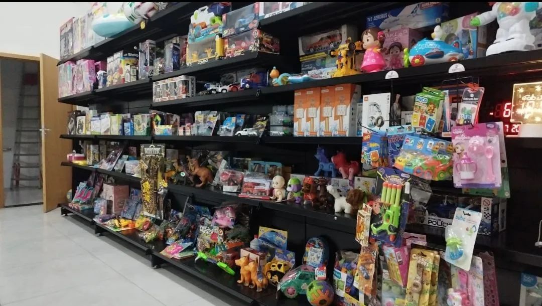 Vendo Móveis para Loja 