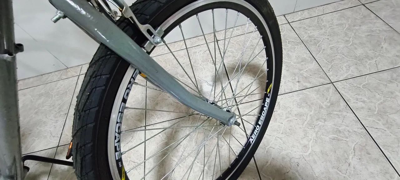 Vendo bicicleta aro 26 super nova - Foto 4