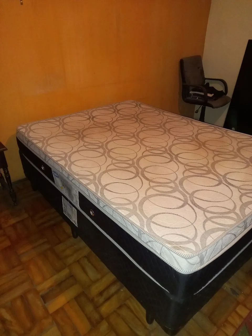 Cama box casal + Colchão de molas ensacadas - Foto 2