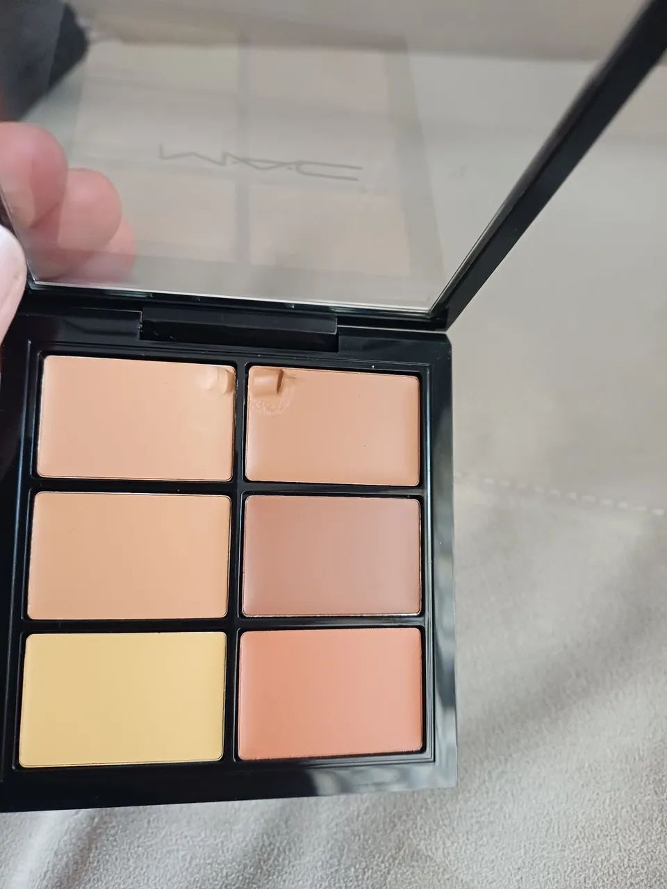Paleta de Corretivos MAC Studio Fix Pro Conceal and Correct - Cor: Medium Deep - Foto 3