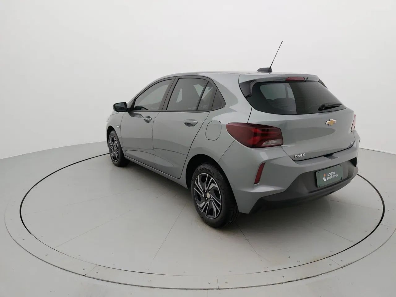 Chevrolet Onix Hatch LT 1.0 12V Flex Mec. 4P, foto 3 de 18