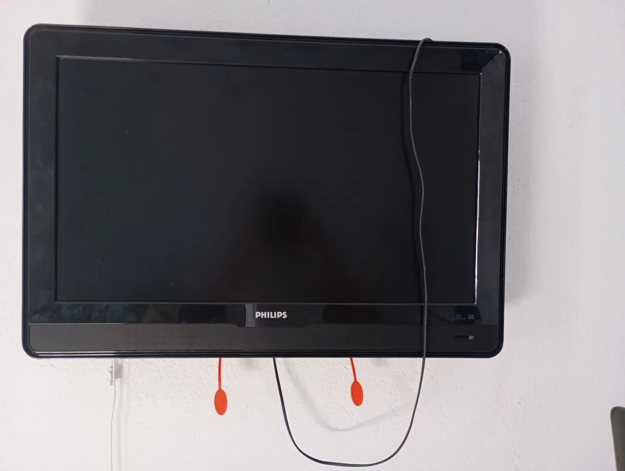 Vende uma tv não é smart 