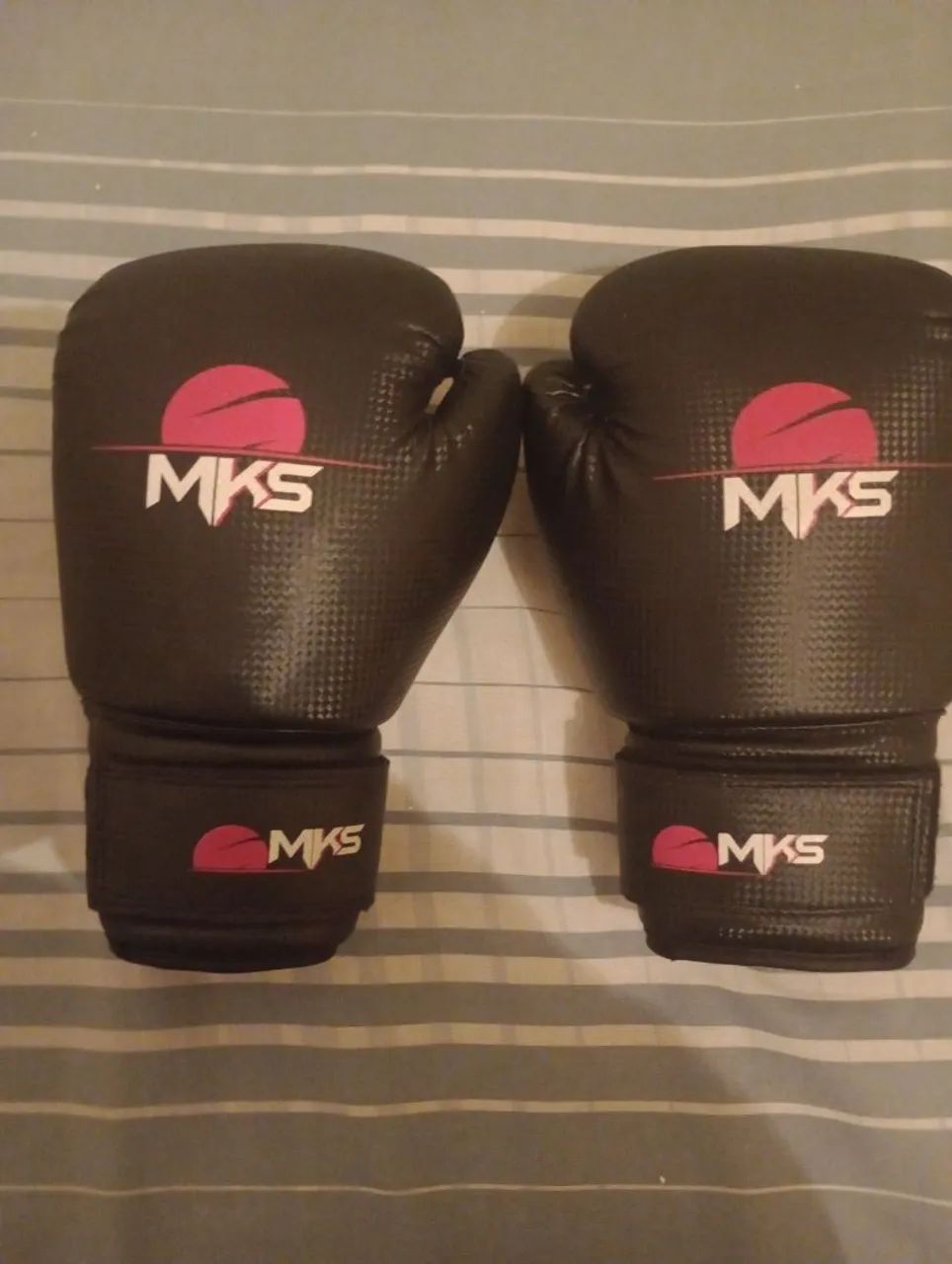 Luva de boxe/ muay thay nova