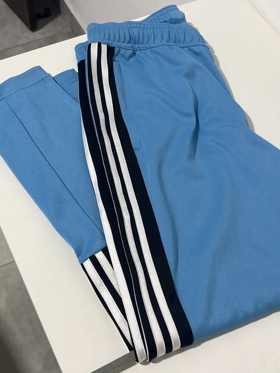 Calça adidas 