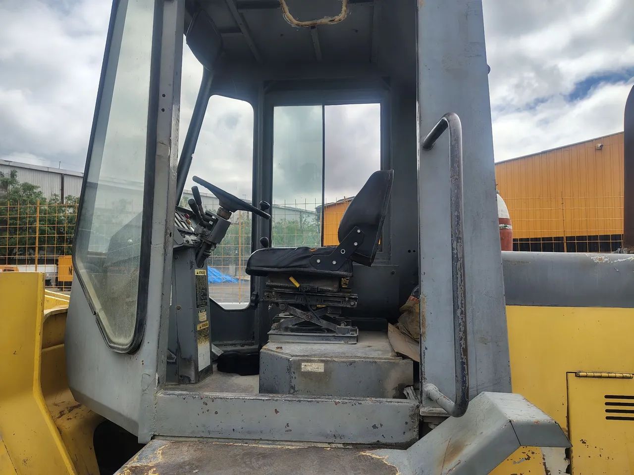 Pá carregadeira komatsu WA 180 2002 - Foto 5