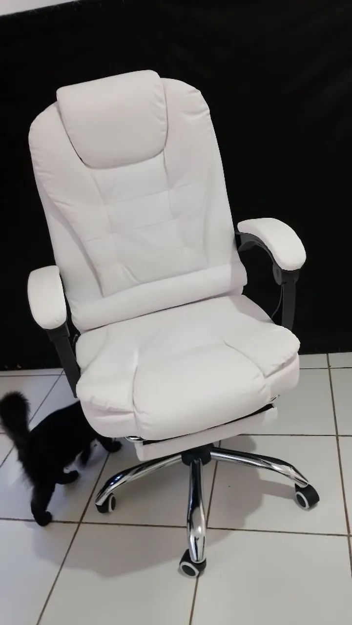 Cadeira ergonômica com apoio de pés  - Foto 2