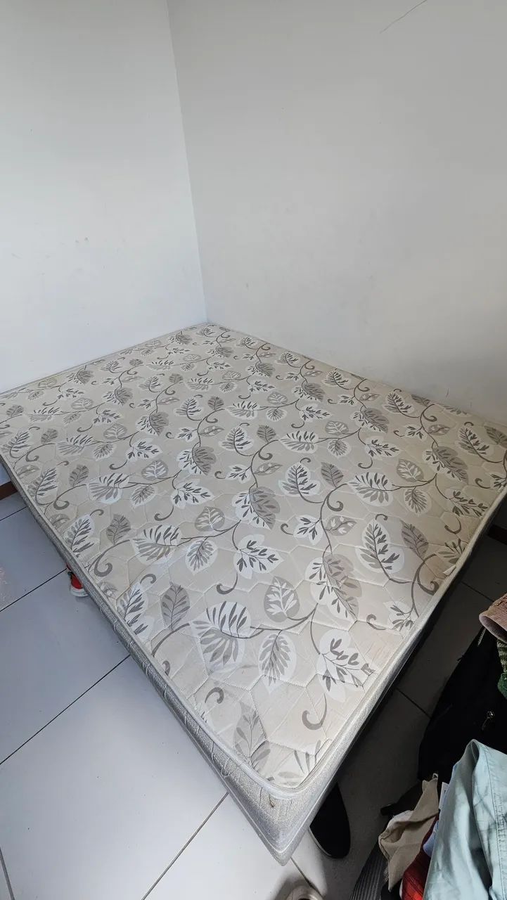 Cama de casal.