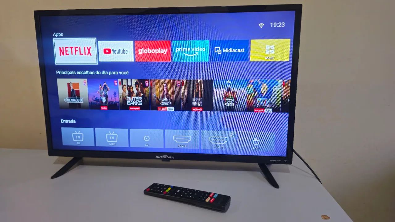 Smart TV Britânia 32" LED (Seminova / Impecável) - Completa! - Foto 2