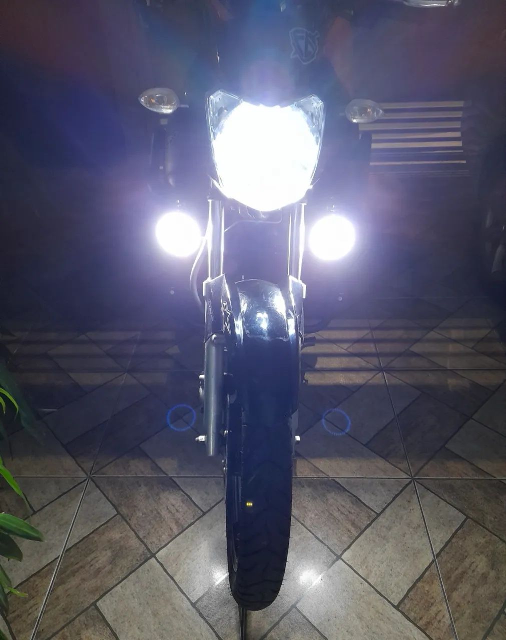 Factor 150cc preta super conservada  - Foto 3