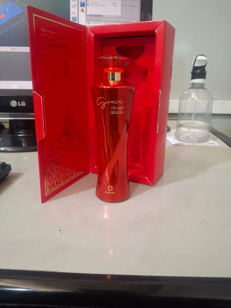 Perfume HINODE Grace rouge absolu  - Foto 3