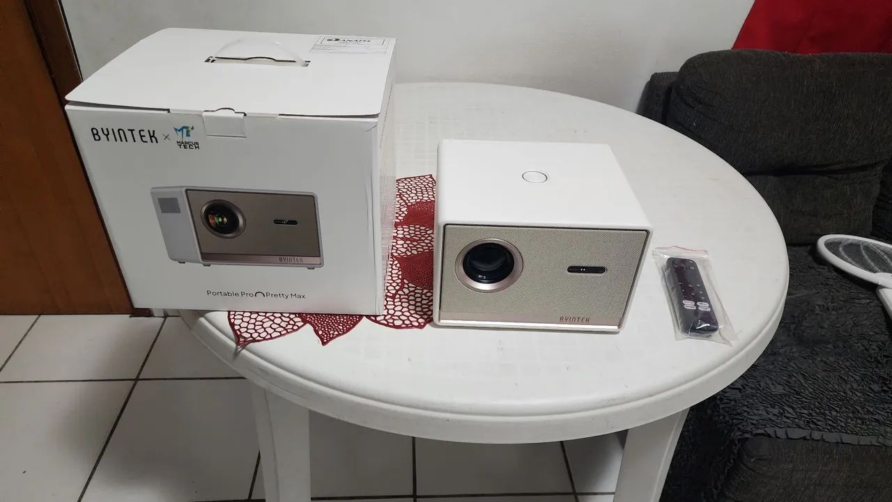 Projetor byintek t5 max 