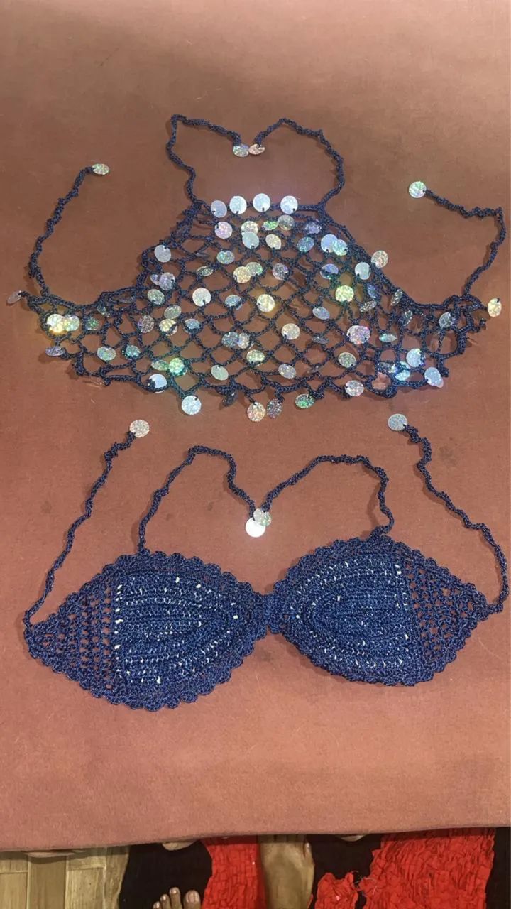 Top e Sobretudo de crochê com paetês  - Foto 4