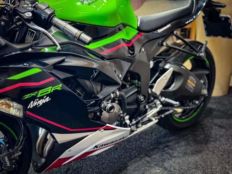 Kawasaki Zx-6r 600cc 2021 - 1479245110 | OLX