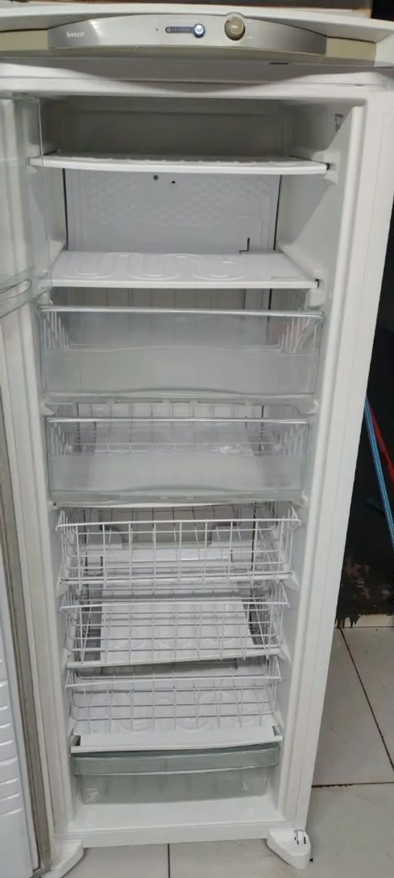 Vende um freezer vertical  - Foto 4