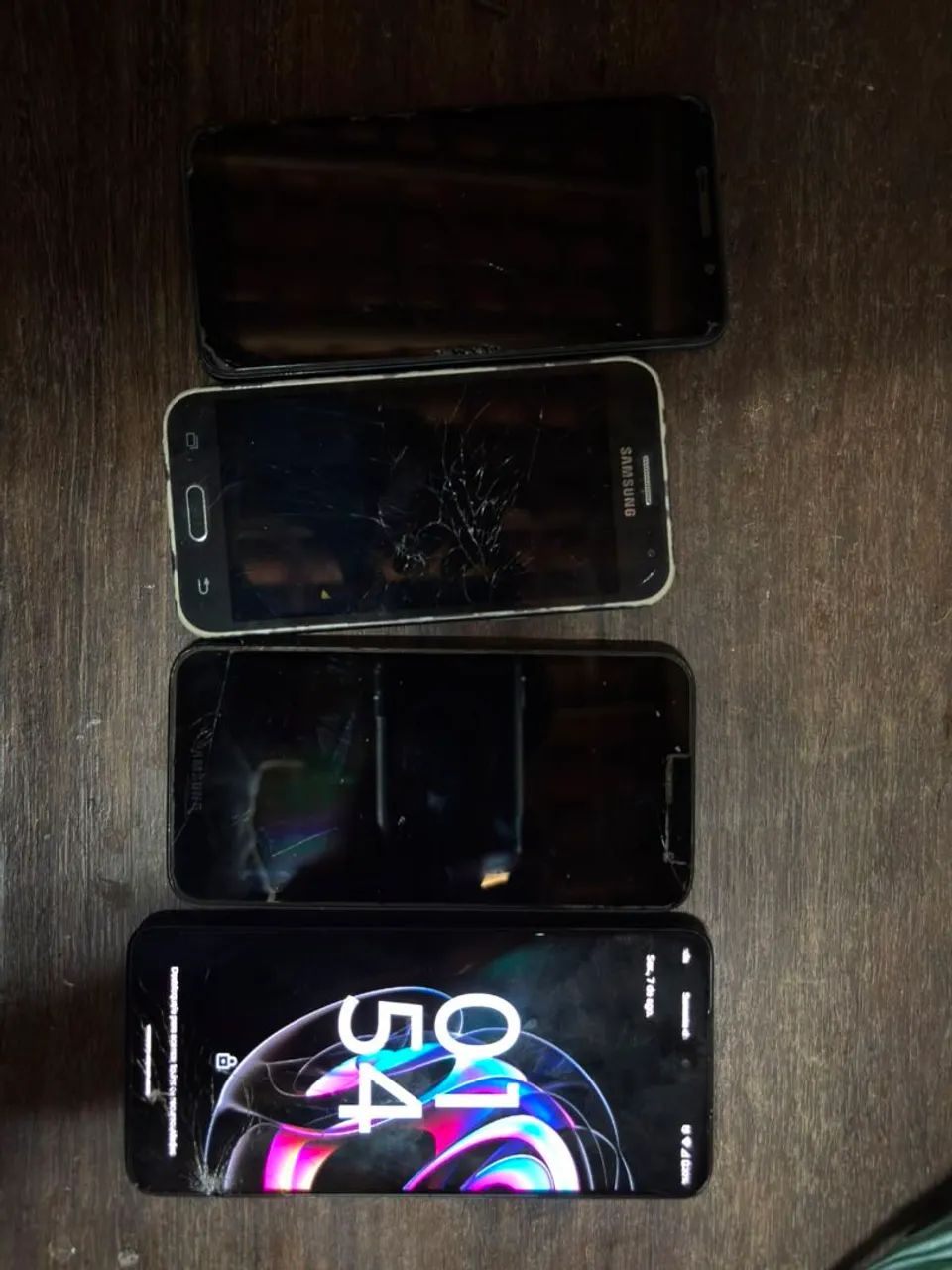 Lote celular com defeito 