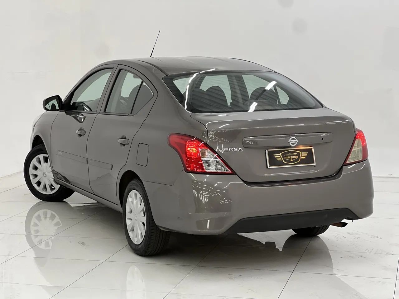 Nissan Versa 2017 - Foto 4