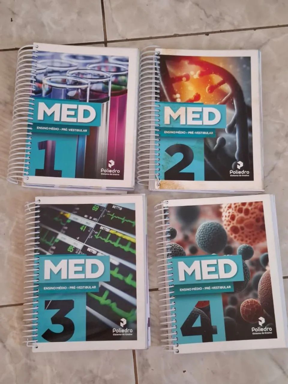 Livros Poliedro - PRÉ VESTIBULAR  - Foto 2