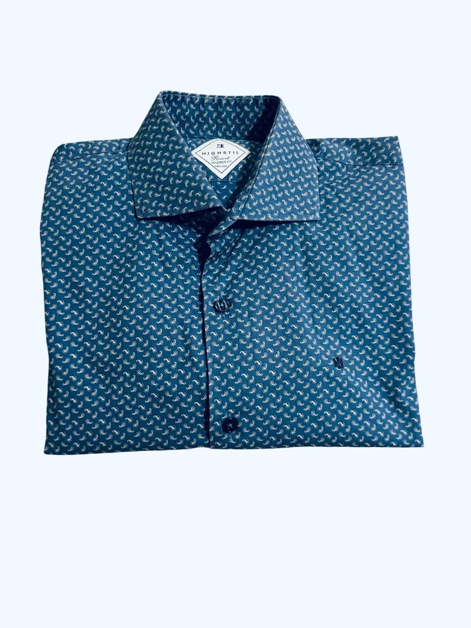 Camisa Highstil seminova de luxo 