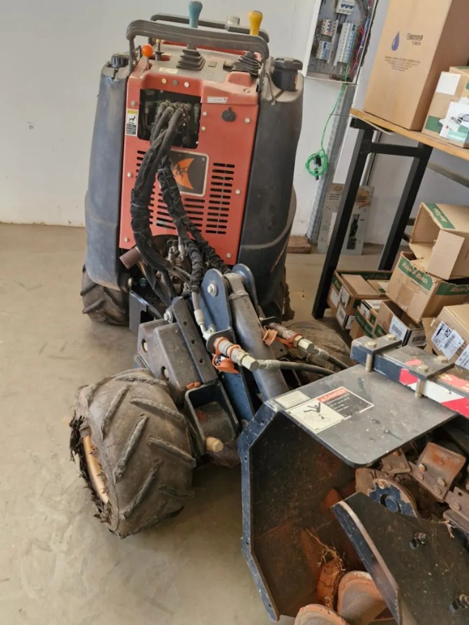 O Ditch Witch Zahn R300 - Foto 5