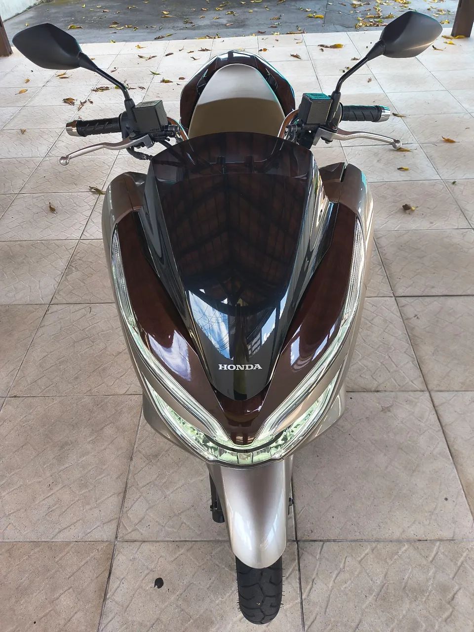 Linda PCX DLX extra estado de zero