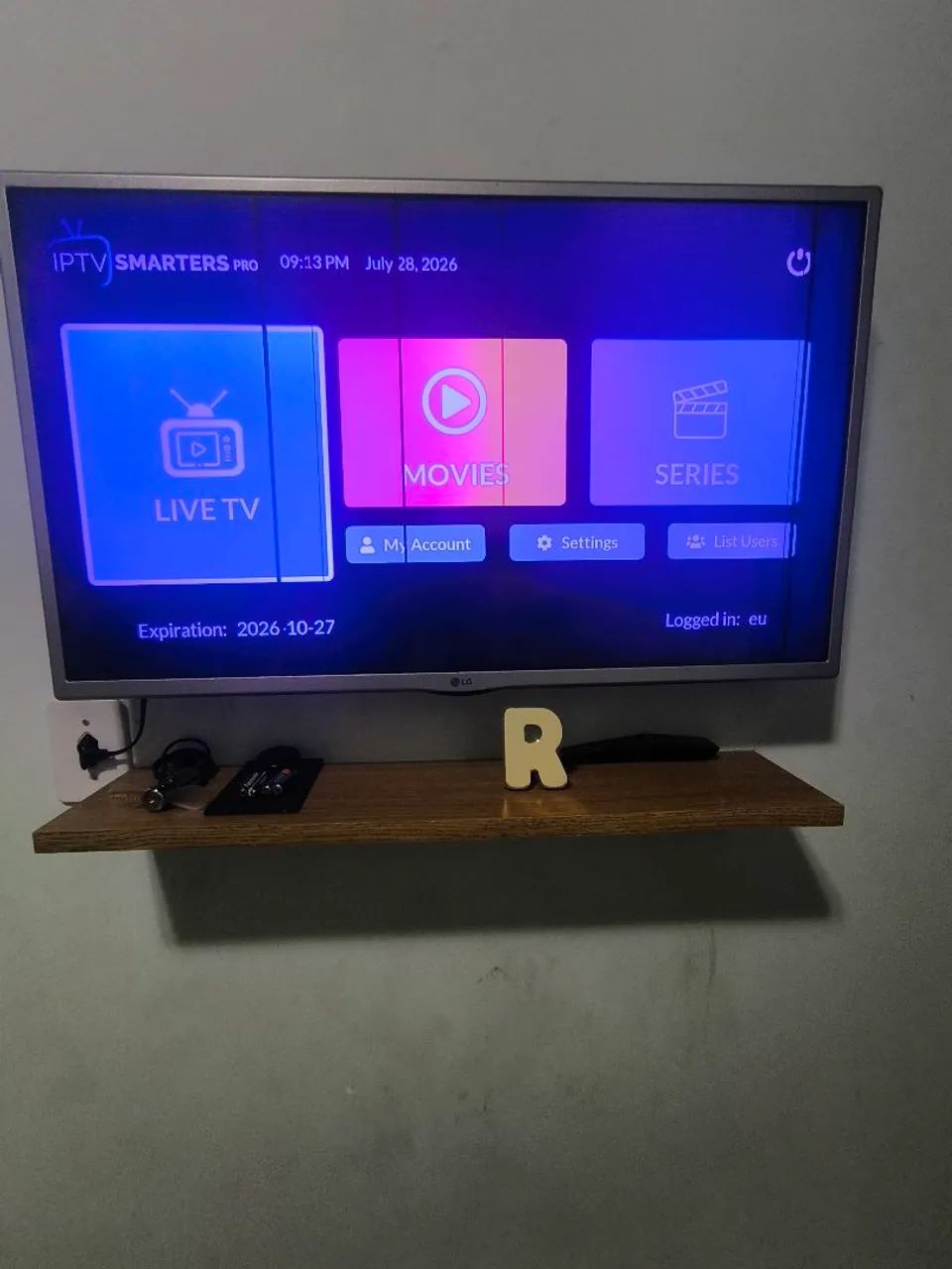 Smartv LG 32 polegadas cm algumas linhas 